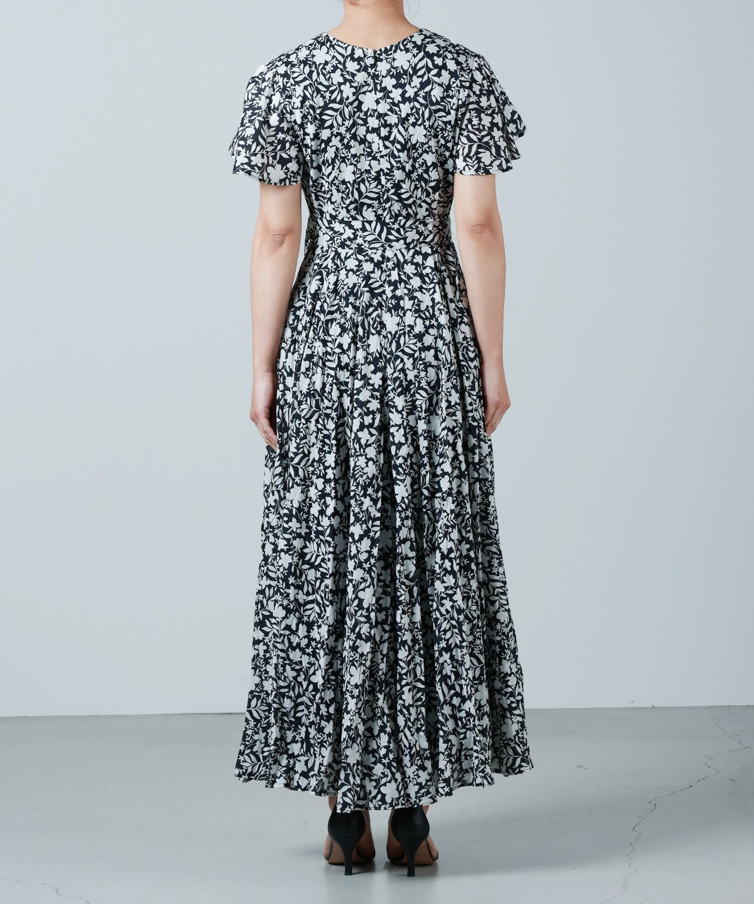 MARIHA(マリハ)】 マドモアゼルのドレス(SS)｜PARIGOT ONLINE（パリゴ