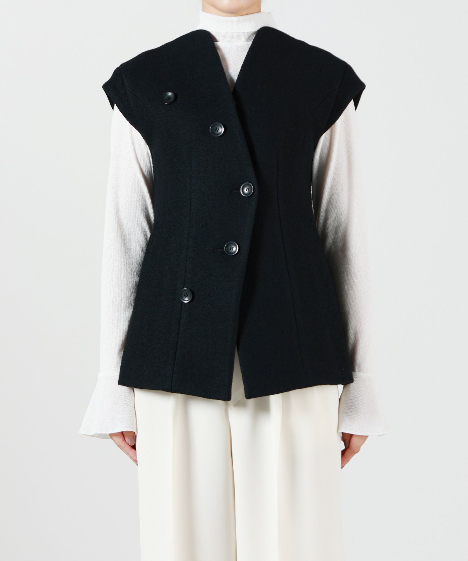 AKIRANAKA(アキラナカ)】 VEST｜PARIGOT ONLINE（パリゴオンライン）