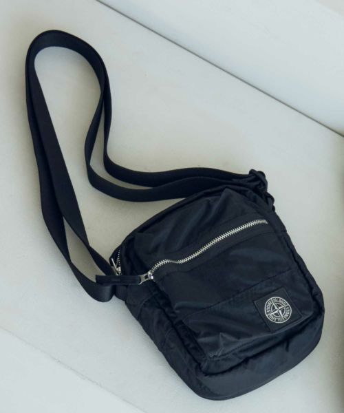 STONE ISLAND(ストーンアイランド)】 ポーチバッグ フロント