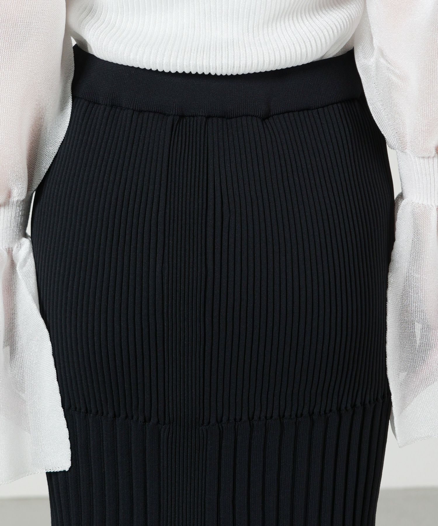 CFCL(シーエフシーエル)】 FLUTED MERMAID SKIRT｜PARIGOT ONLINE  