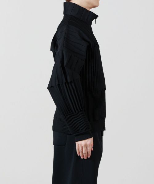 CFCL シーエフシーエル ストライプ ブルゾン クロップド丈 CFCL(シーエフシーエル)】 ACCORDION STAND-UP COLLAR BLOUSON