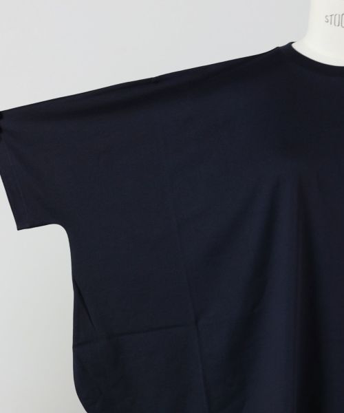 ENFOLD(エンフォルド)】 HALF-SLEEVES HEXAGON T-SHIRT｜PARIGOT