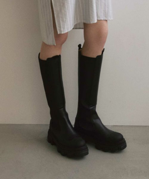 GANNI(ガニー)】 CLEATED HIGH CHELSEA BOOTS｜PARIGOT ONLINE（パリゴ