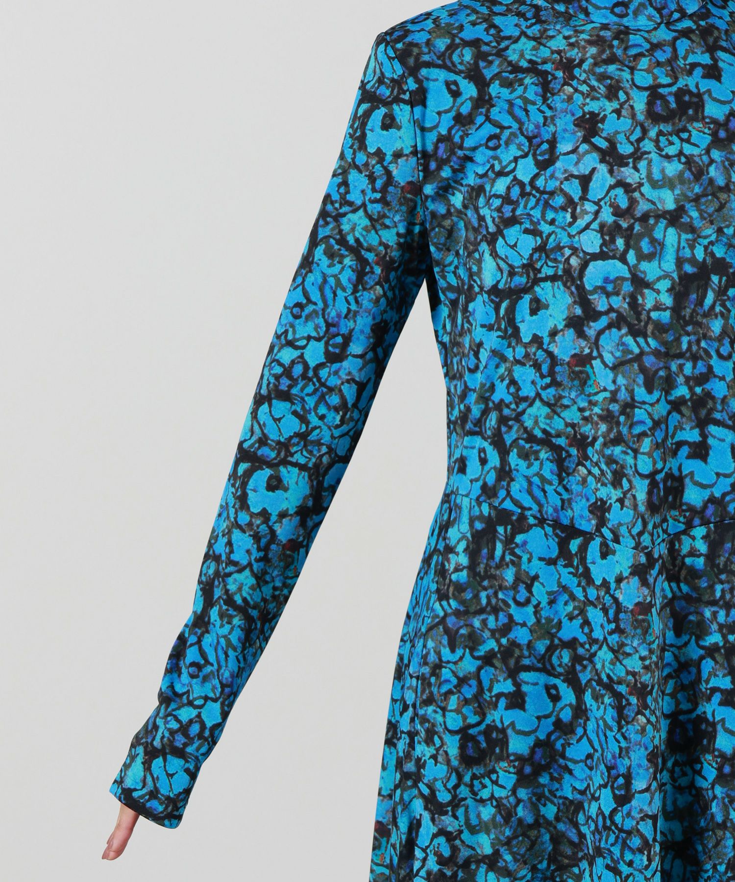 TOGA PULLA(トーガプルラ)】 SMOOTH JERSEY DRESS｜PARIGOT ONLINE