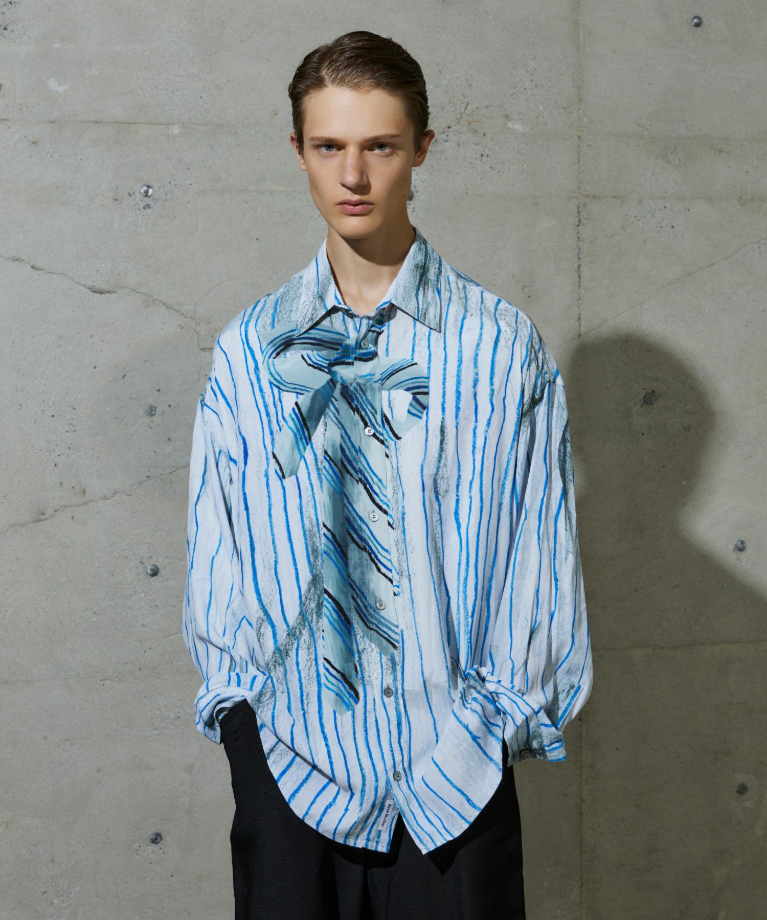 Acne Studios(アクネストゥディオズ)】 PRINTED BUTTON-UP SHIRT