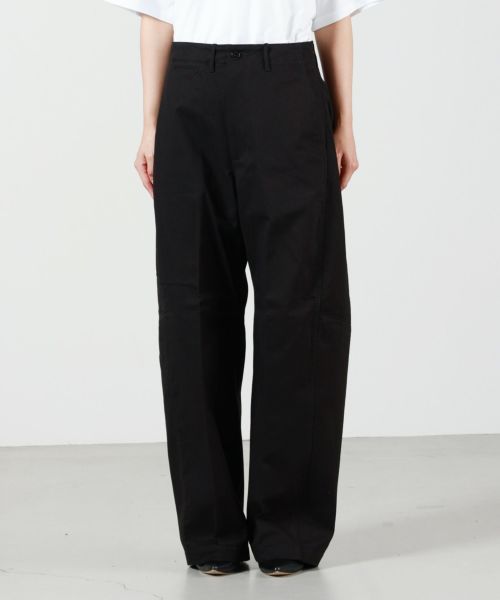 HYKE(ハイク)】 ≪Genderless≫BARREL-LEG CHINO PANTS｜PARIGOT
