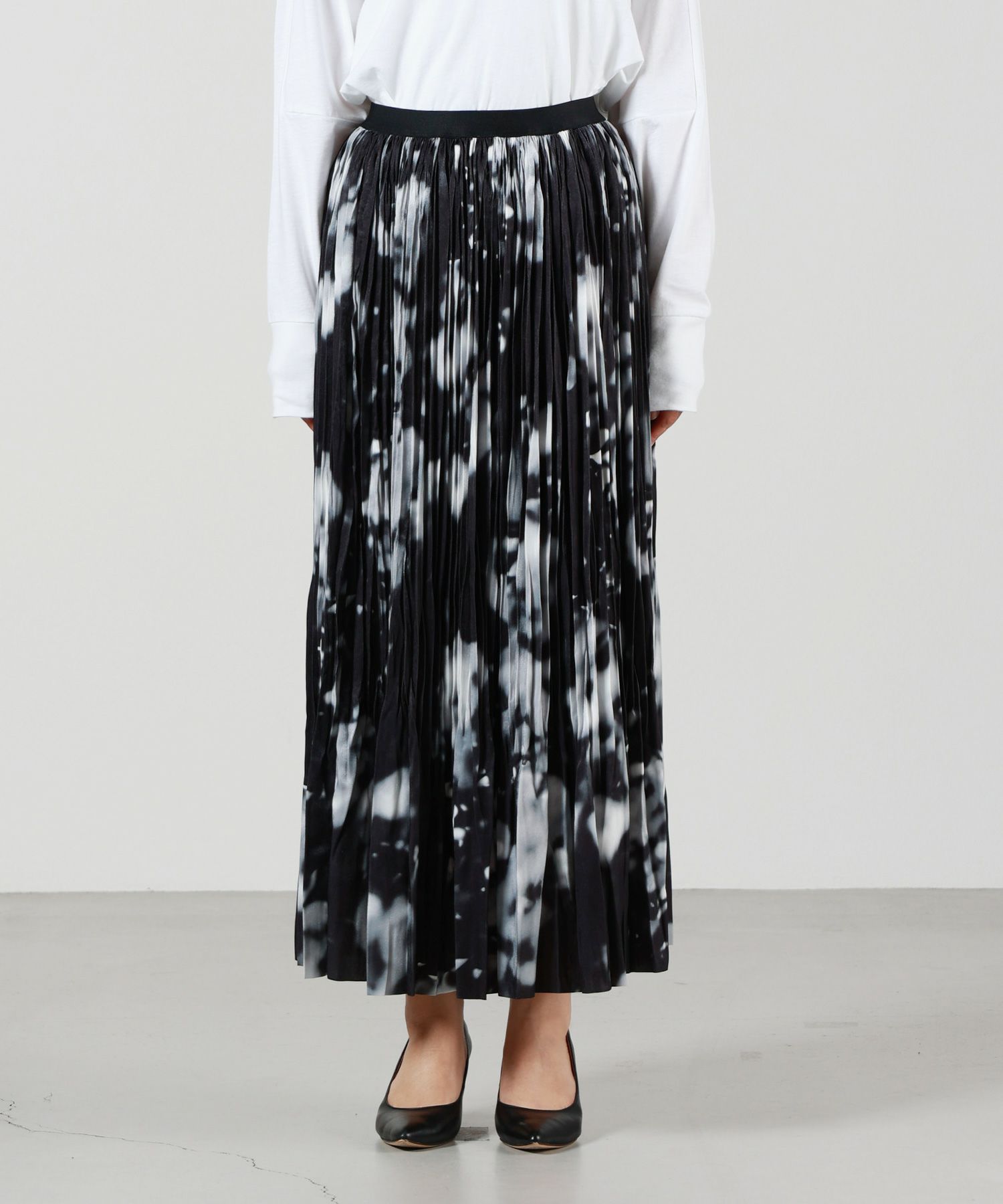 08sircus(08サーカス)】 Bokashi print pleated skirt｜PARIGOT ONLINE  