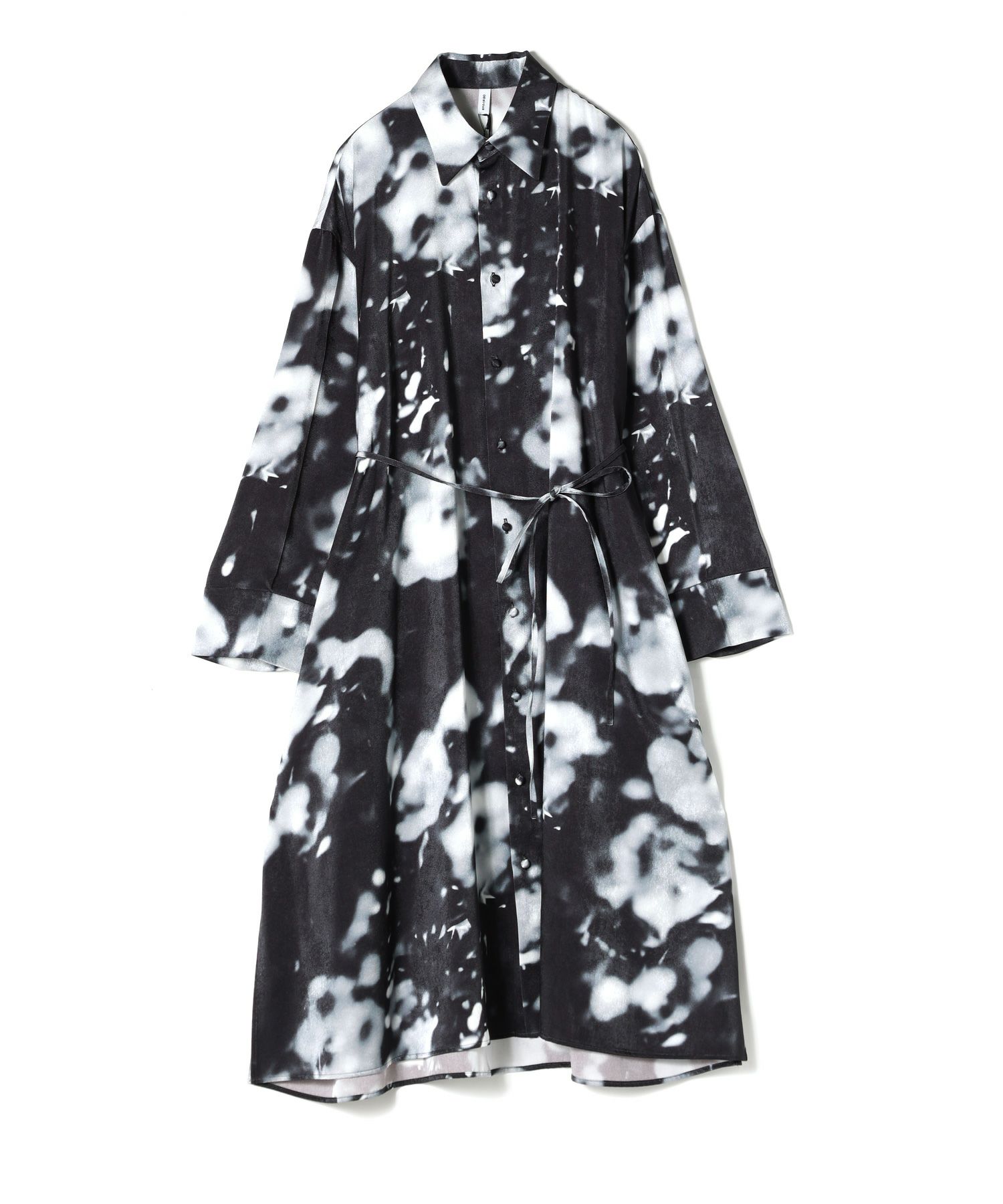 01(BLACK)