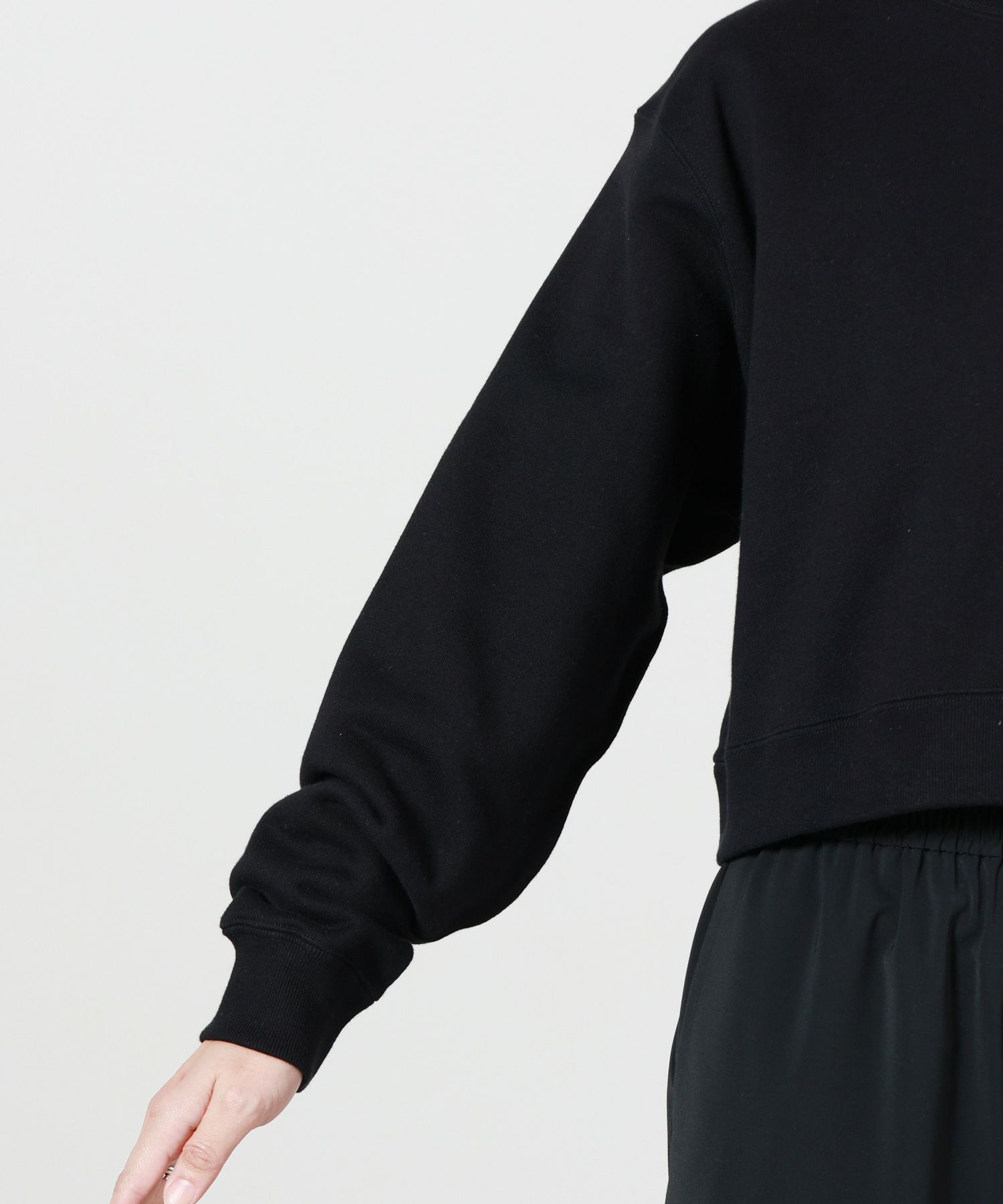 HYKE(ハイク)】 CROPPED SWEAT SHIRT｜PARIGOT ONLINE（パリゴオンライン）