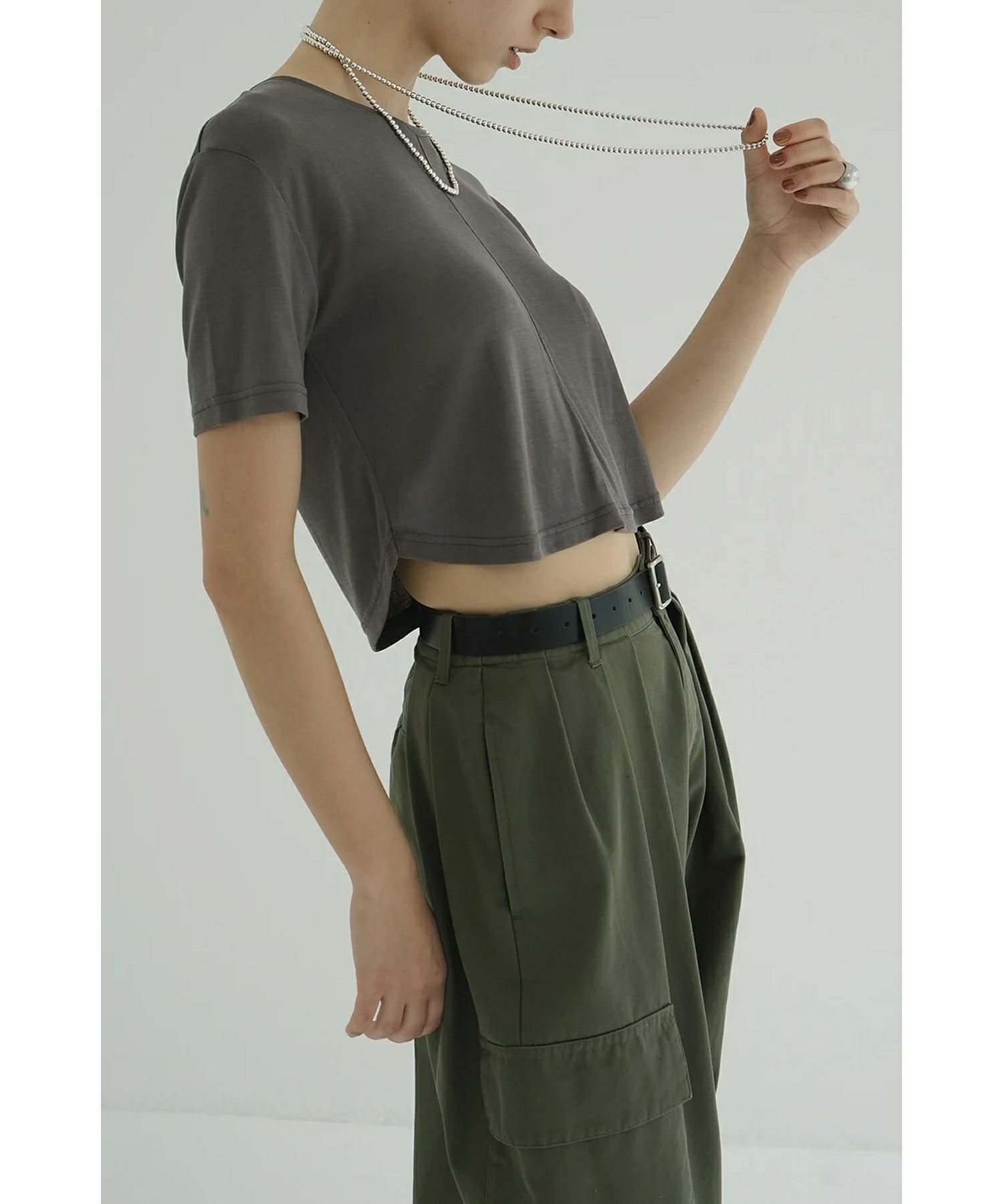 CHARCOAL GRAY