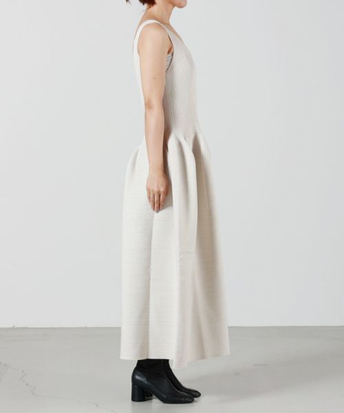 CFCL(シーエフシーエル)】 POTTERY GLITTER V-NECK SLEEVELESS DRESS