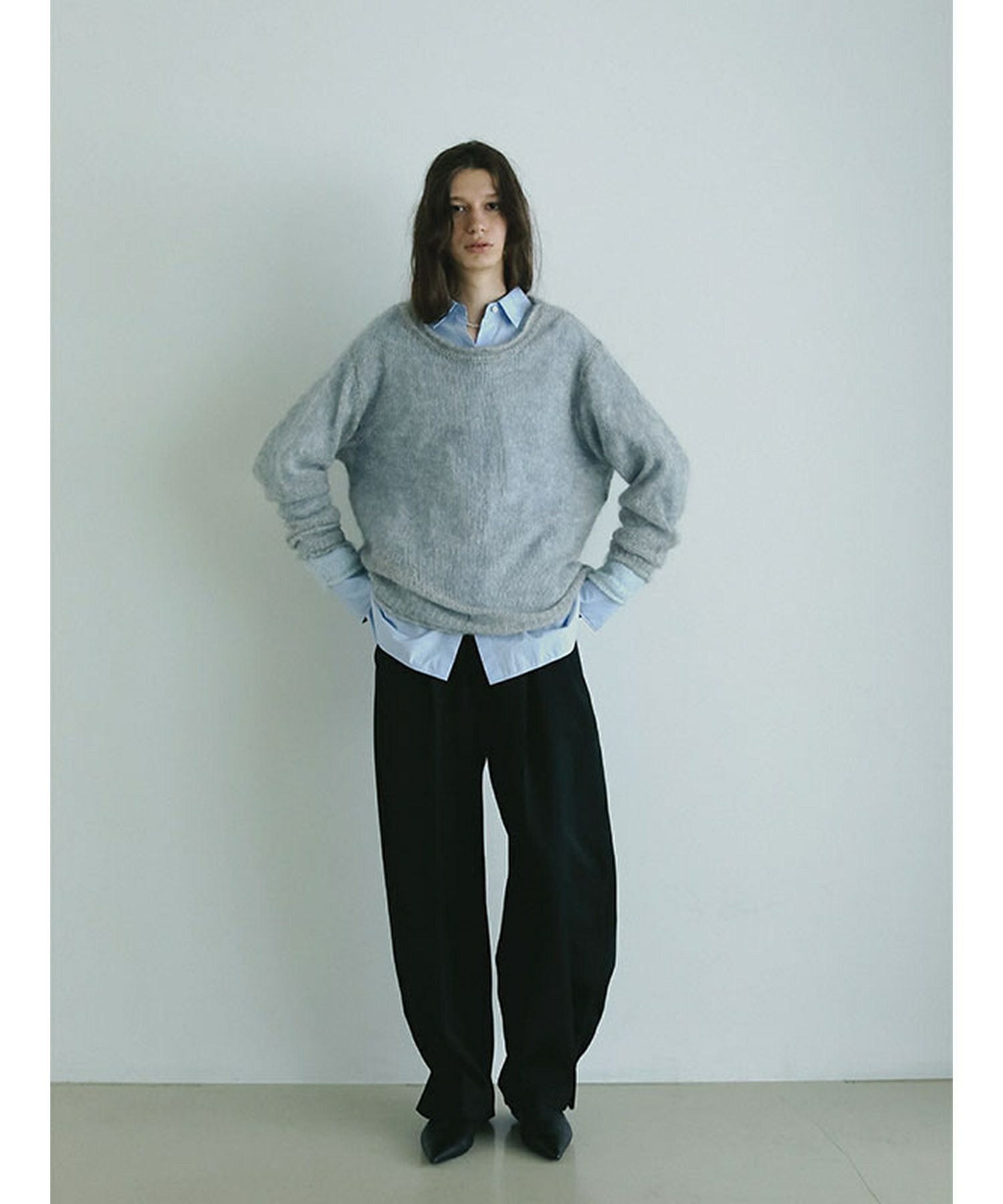 ETRE TOKYO(エトレトウキョウ)】 サイドヘムタックパンツ｜PARIGOT