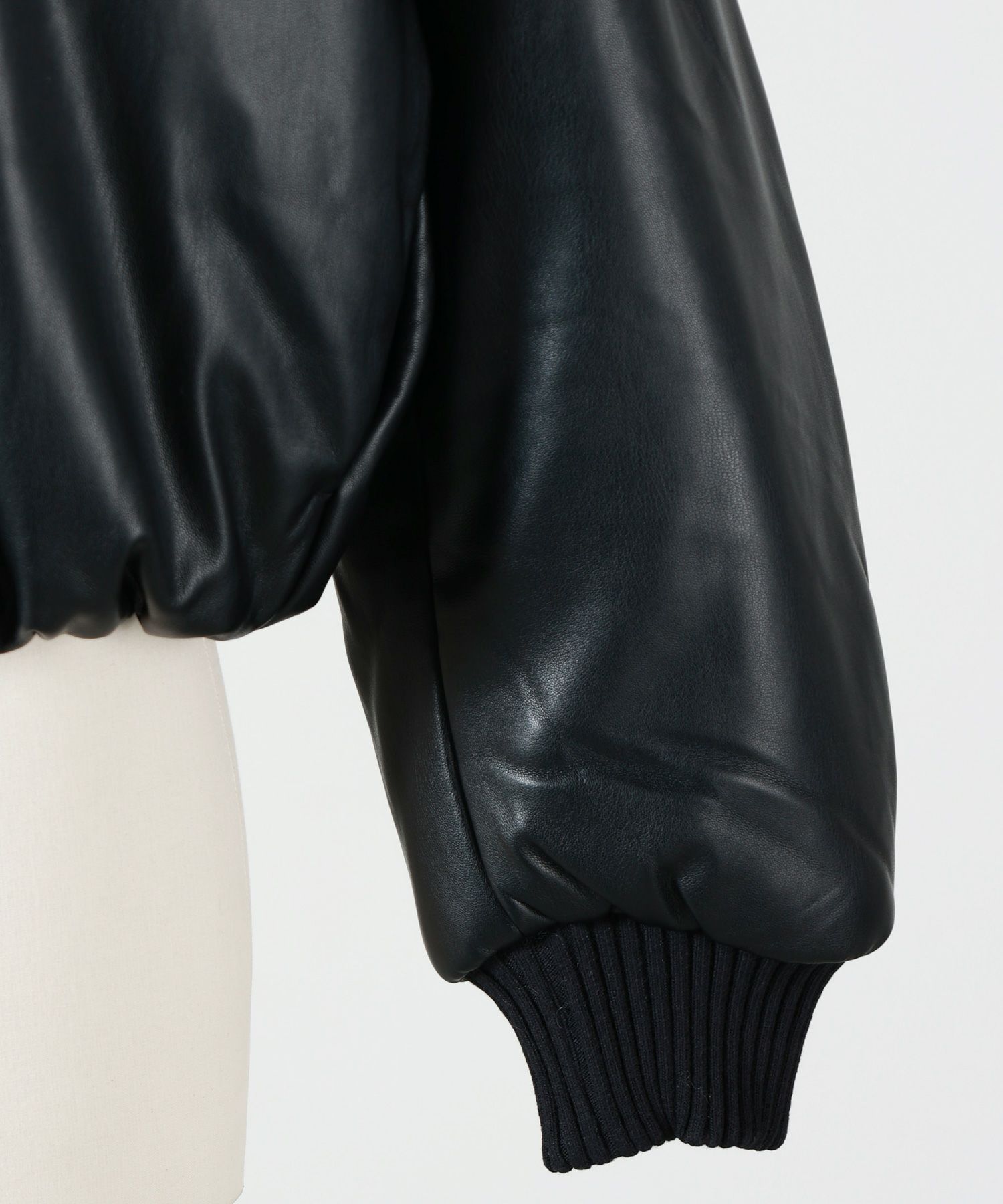 yochiacne studios フェイクレザーボンバージャケット　黒 Acne Studios - フェイクレザーボンバージャケット - ブラック