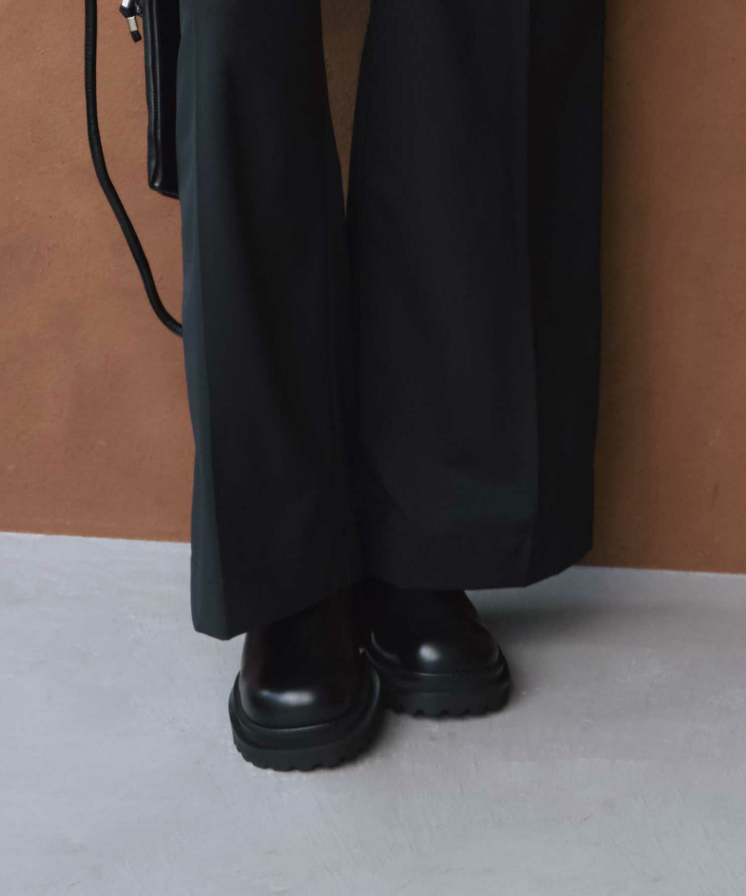 TOGA PULLA(トーガプルラ)】 SIDEGORE BOOTS｜PARIGOT ONLINE（パリゴ