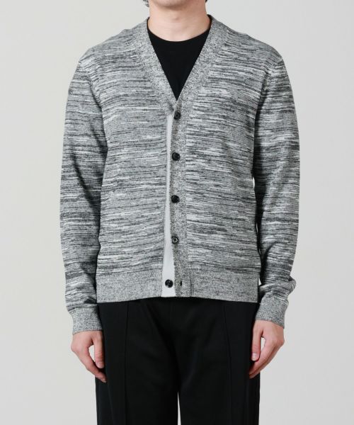 JW Anderson(ジェイダブリューアンダーソン)】 メランジニット