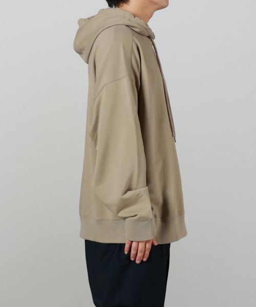 MAISON KITSUNE(メゾンキツネ)】 ドレスド フォックス オーバーサイズ