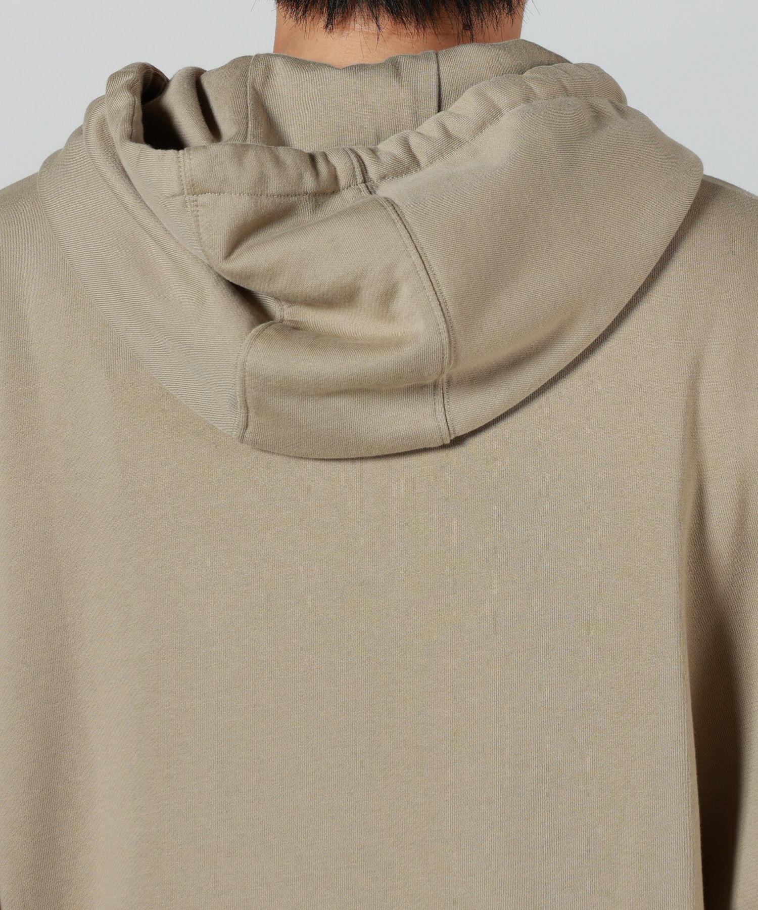 MAISON KITSUNE(メゾンキツネ)】 ドレスド フォックス オーバーサイズ