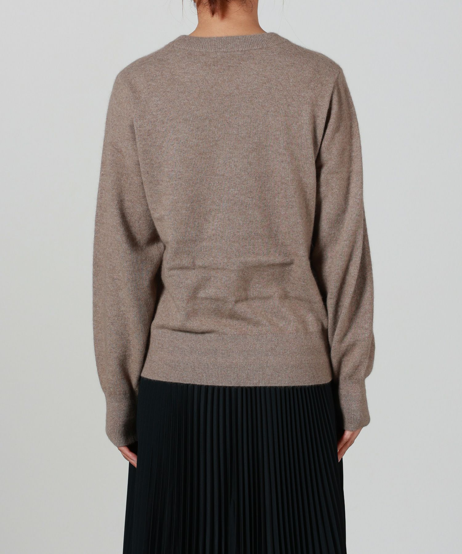 HYKE(ハイク)】 ≪GENDERLESS≫RACCOON SWEATER｜PARIGOT ONLINE  