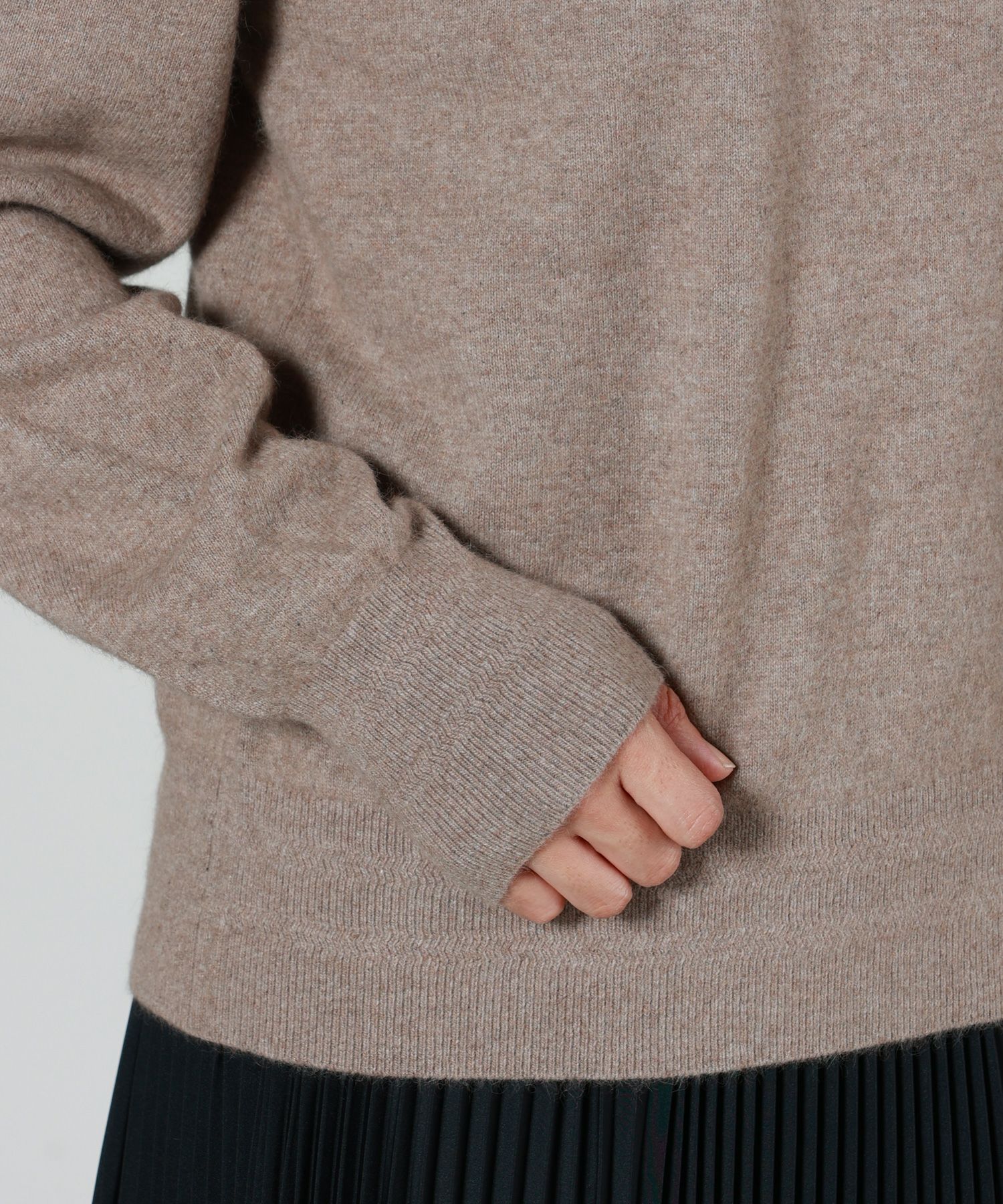 HYKE(ハイク)】 ≪GENDERLESS≫RACCOON SWEATER｜PARIGOT ONLINE  