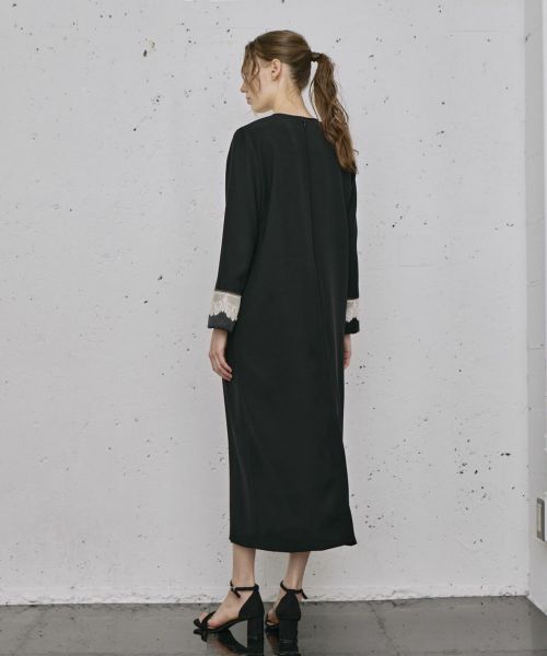 LOKITHO(ロキト)】 LACED V NECK TUNIC DRESS｜PARIGOT ONLINE（パリゴ