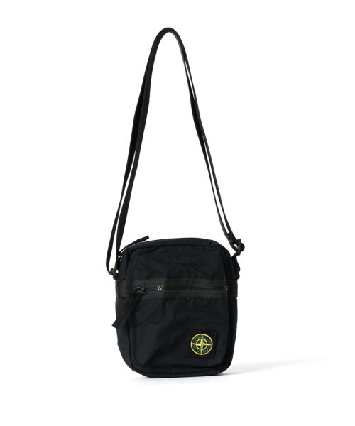 ストーンアイランド STONE  ロゴ刺繍 ポーチバッグ 使用感 ストーンアイランド STONE ISLAND ロゴ刺繍 ポーチバッグ 使用感