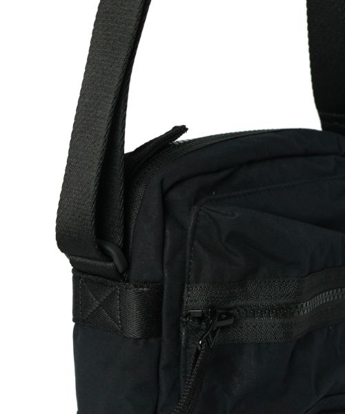 STONE ISLAND(ストーンアイランド)】 ポーチバッグ｜PARIGOT ONLINE