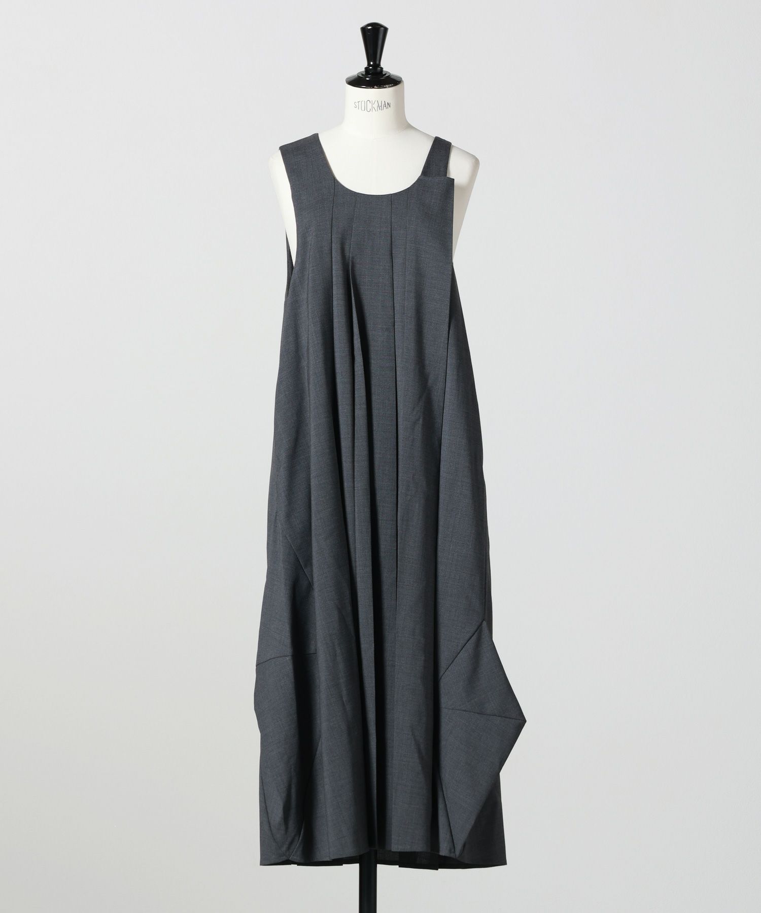 CHARCOAL GRAY