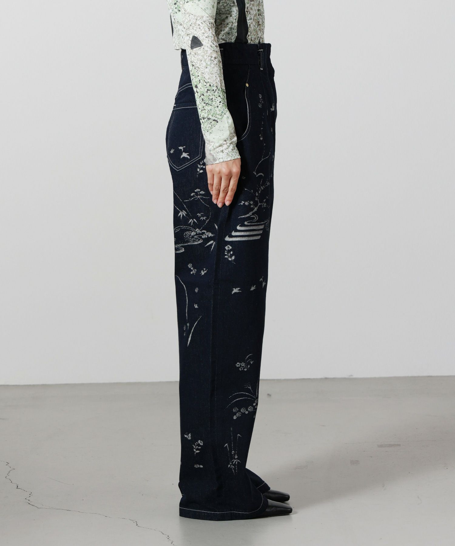 Mame Kurogouchi(マメ クロゴウチ)】 Nature Pattern Jacquard Wide