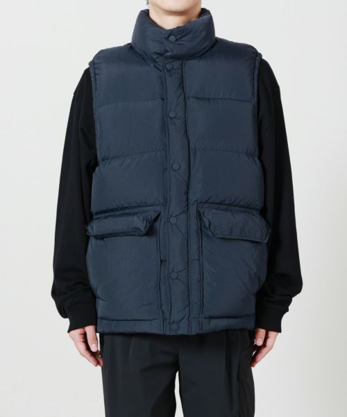 メゾンキツネ　新品・未使用ダウンベスト　レディースxs ネイビー MAISON KITSUNE(メゾンキツネ)】 CAMP ダウンベスト｜PARIGOT ONLINE