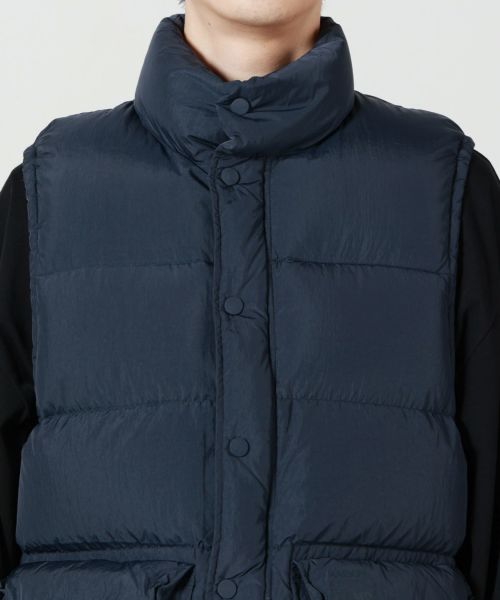 MAISON KITSUNE(メゾンキツネ)】 CAMP ダウンベスト｜PARIGOT ONLINE