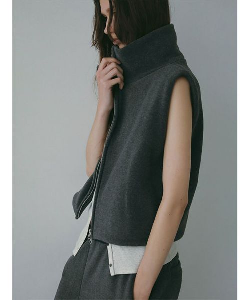 ETRE TOKYO(エトレトウキョウ)】 コンパクトフリースベスト｜PARIGOT
