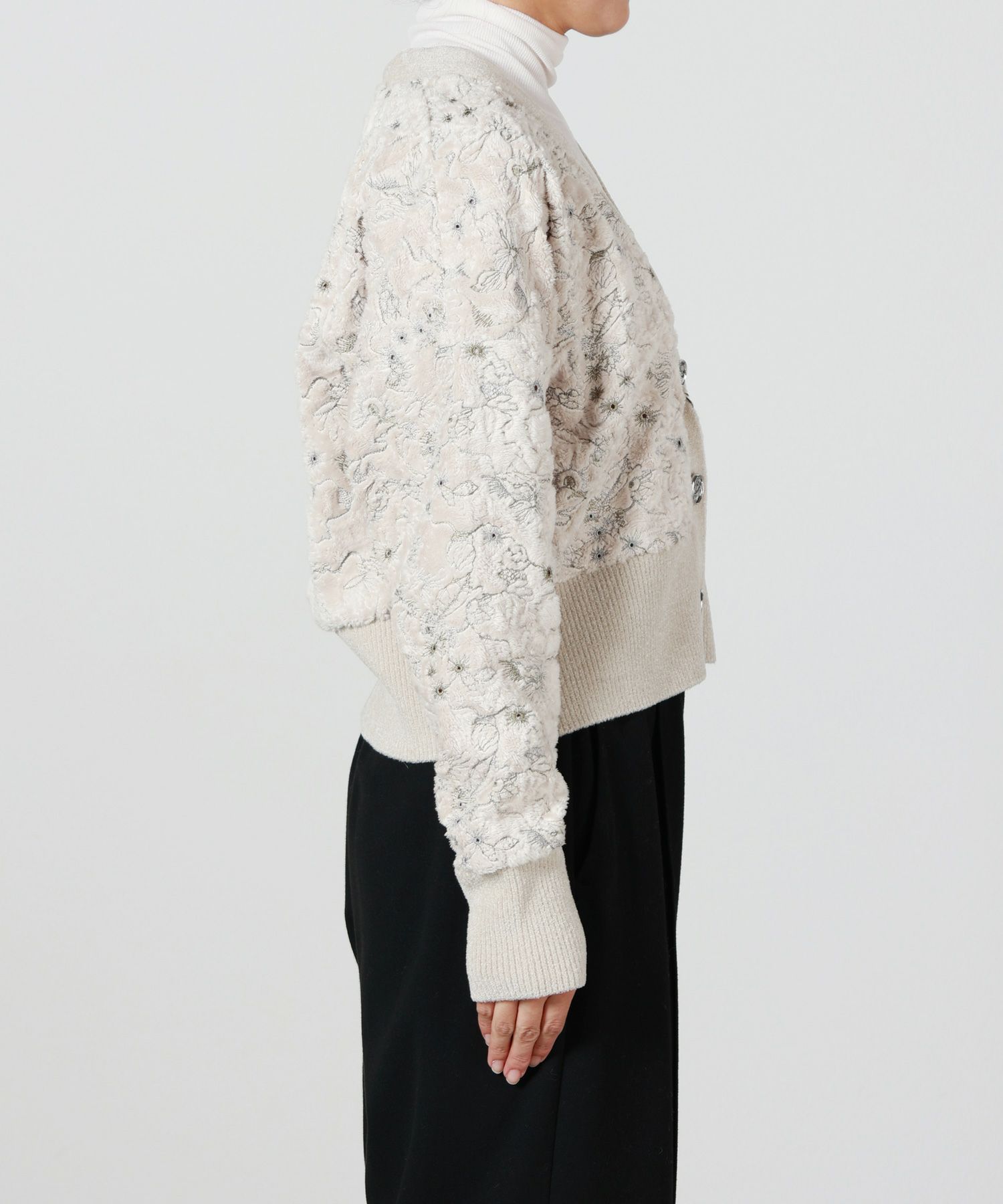 MURRAL(ミューラル)】 Camouflage embroidered knit cardigan｜PARIGOT