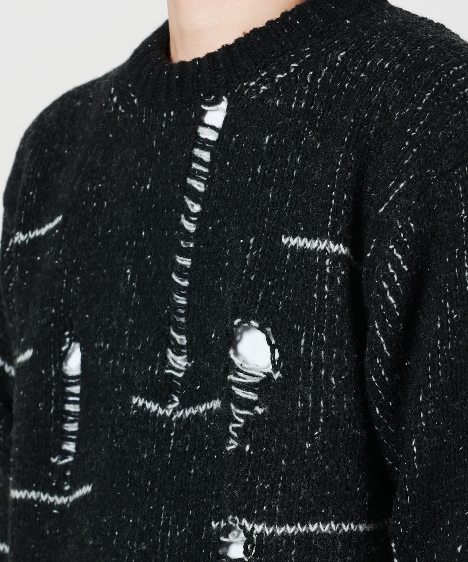 YOKE(ヨーク)】Damaged Crewneck Sweater｜PARIGOT ONLINE（パリゴ