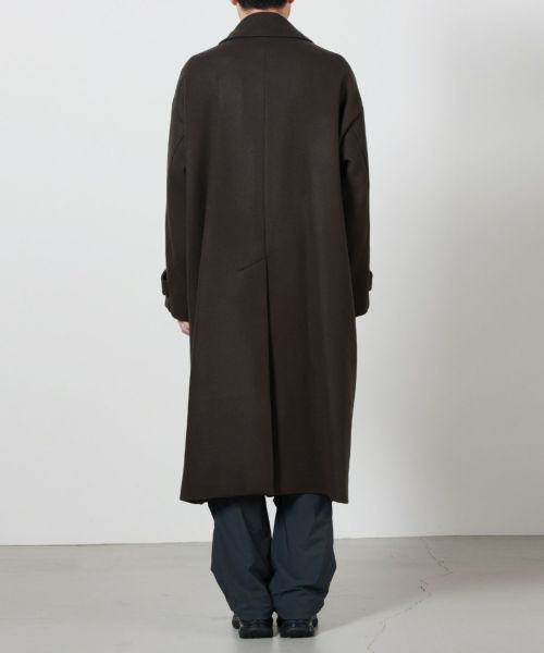 YOKE(ヨーク)】 ウールメルトンビッグバルマカーンコート｜PARIGOT