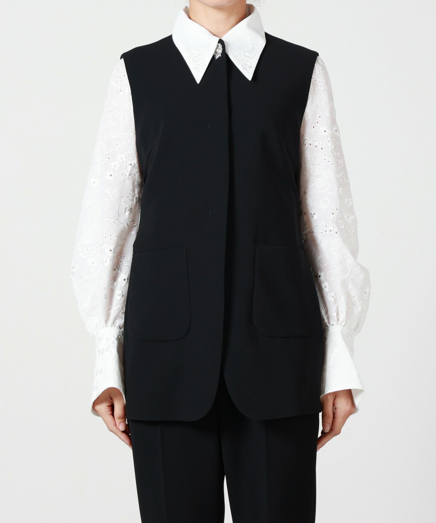 Mame Kurogouchi(マメ クロゴウチ)】 Acetate Polyester Embroidered