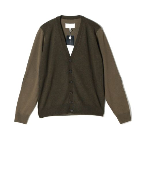 Maison Margiela エルボーパッチウールカーディガン（カーキ） Maison Margiela(メゾンマルジェラ)】 Vネックエルボーパッチ