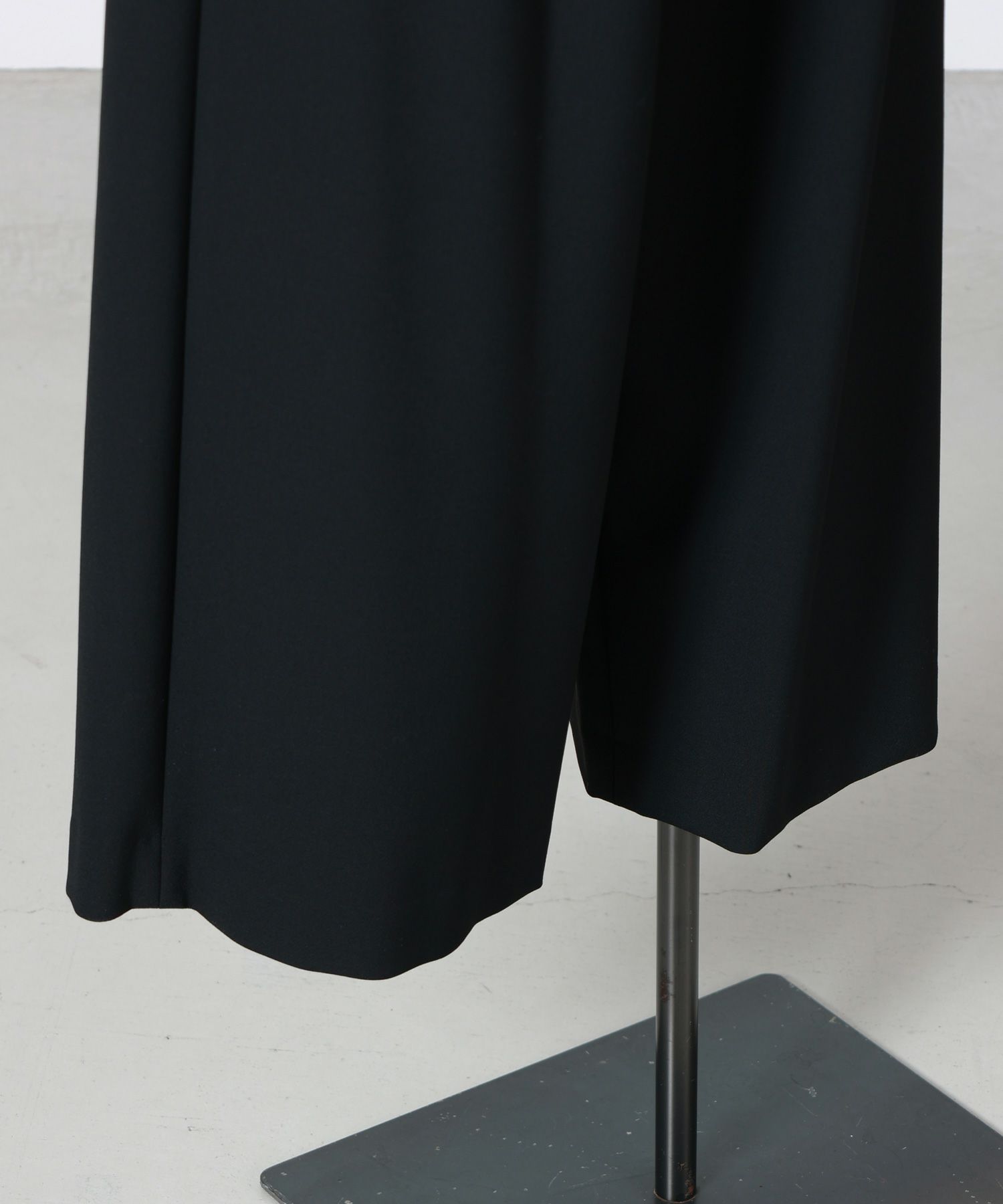 ENFOLD(エンフォルド)】 RELAX WIDE PANTS｜PARIGOT ONLINE（パリゴ