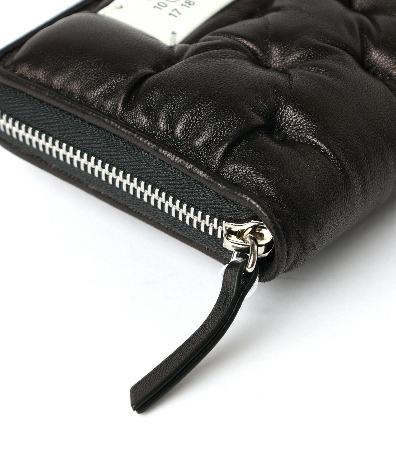 Maison Margiela(メゾンマルジェラ)】 グラム スラム エンブロイダリー