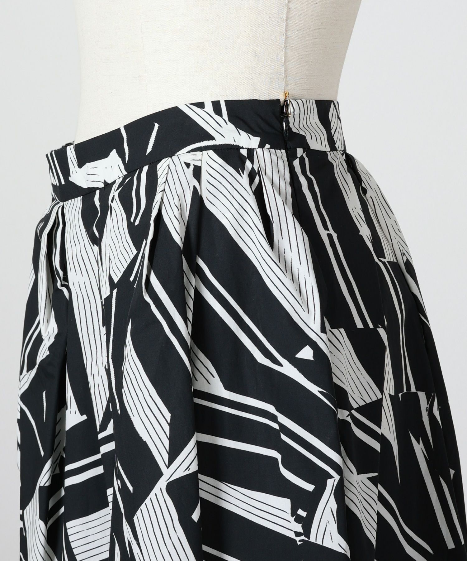 DRIES VAN NOTEN(ドリス ヴァン ノッテン)】 コットン製スカート