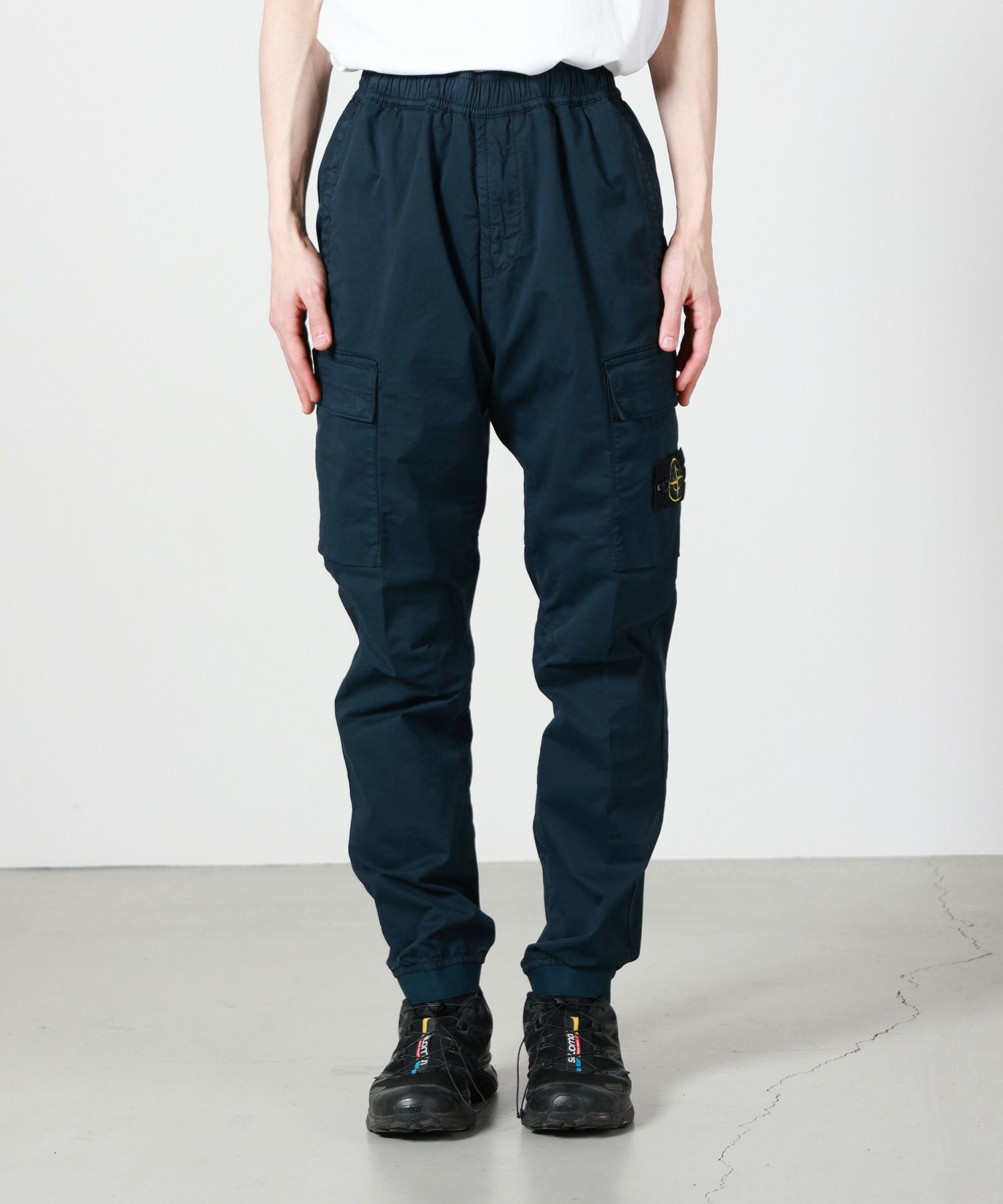 STONE ISLAND(ストーンアイランド)】 PANTALONE REGULAR TAPERED PANTS
