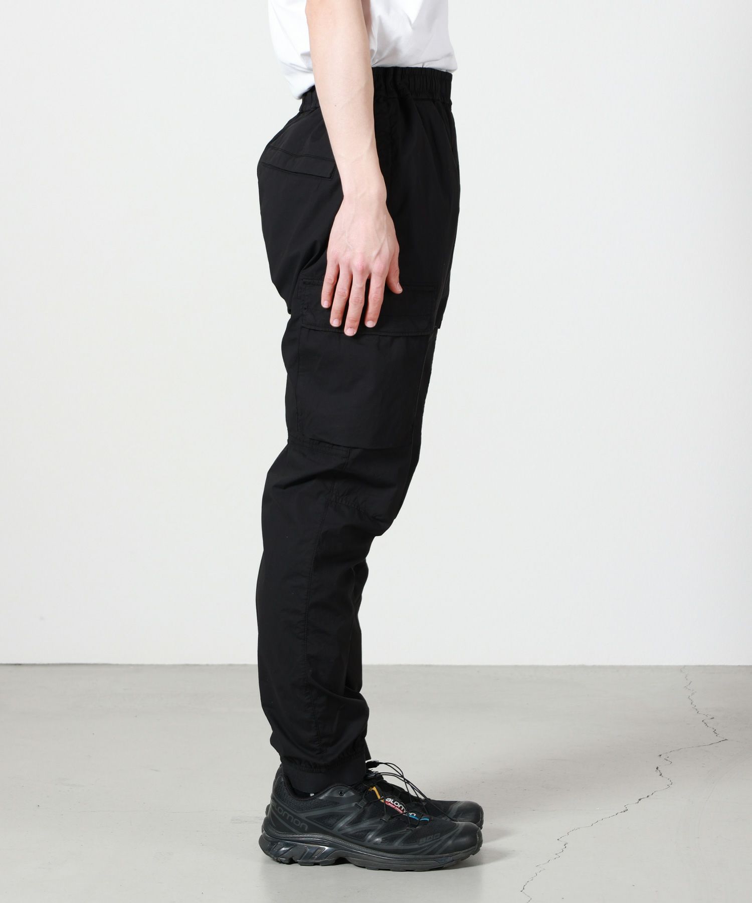 STONE ISLAND(ストーンアイランド)】 PANTALONE REGULAR TAPERED PANTS