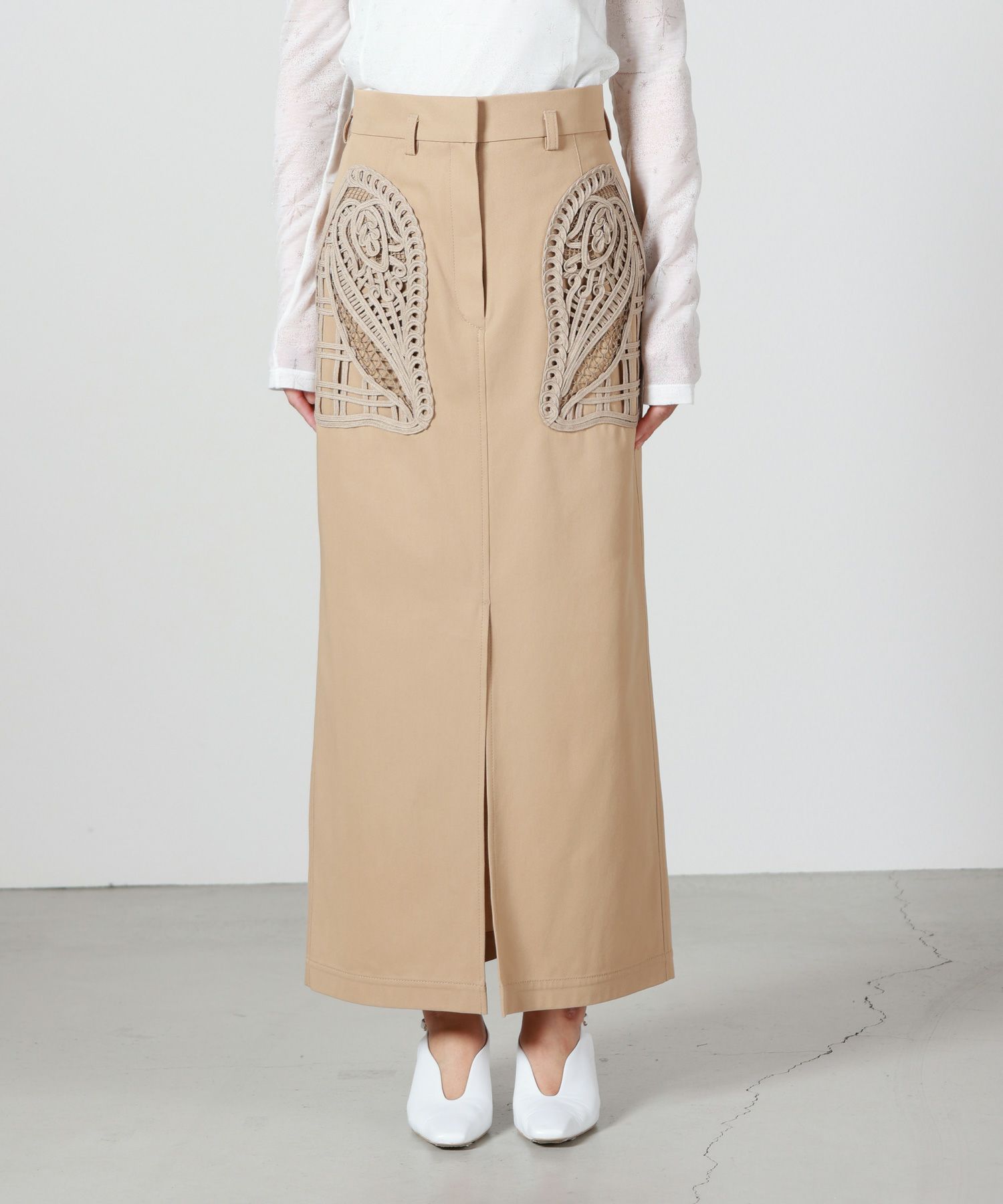 Mame Kurogouchi(マメ クロゴウチ)】 Cording Embroidery Detailed I