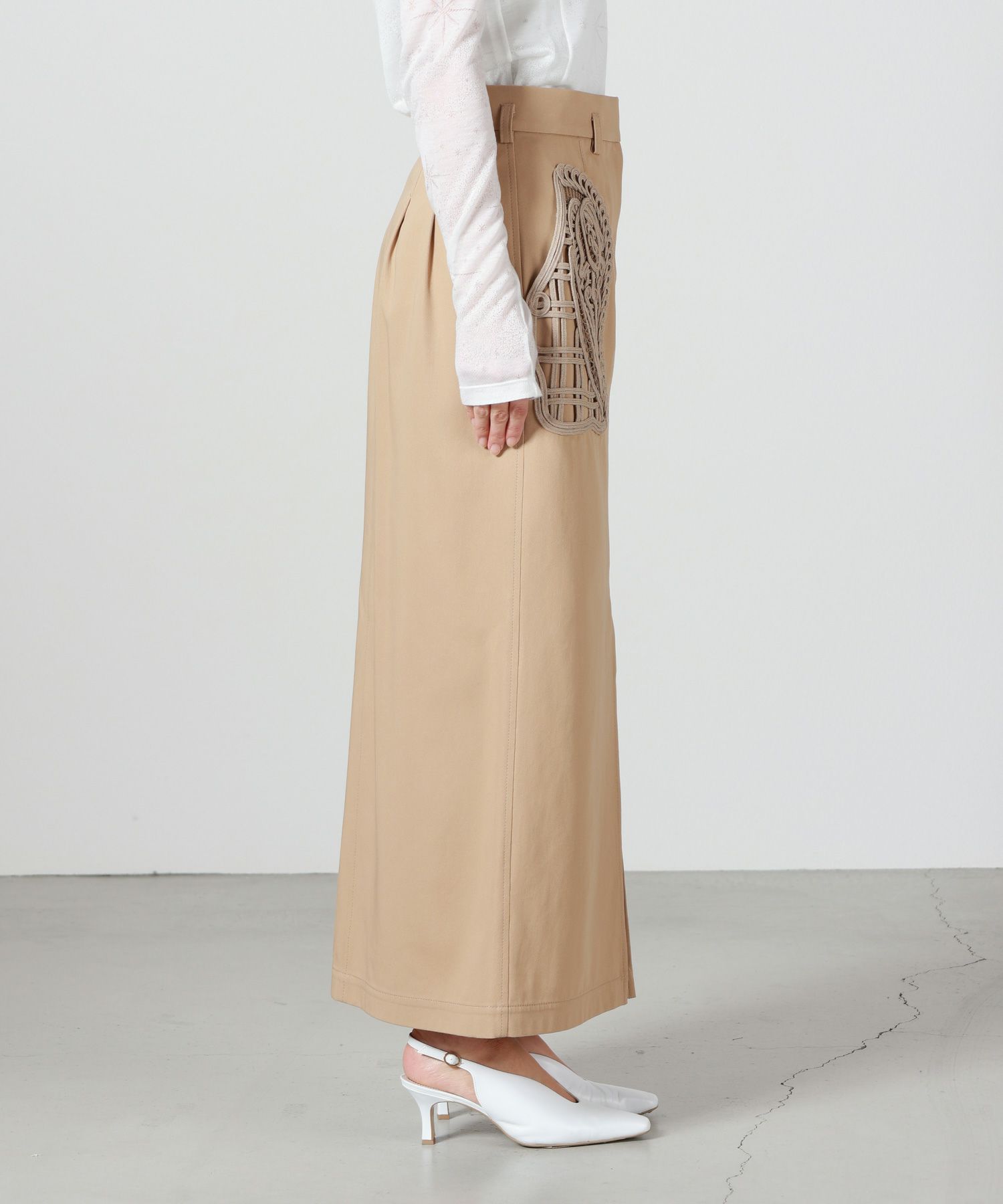 Mame Kurogouchi(マメ クロゴウチ)】 Cording Embroidery Detailed I