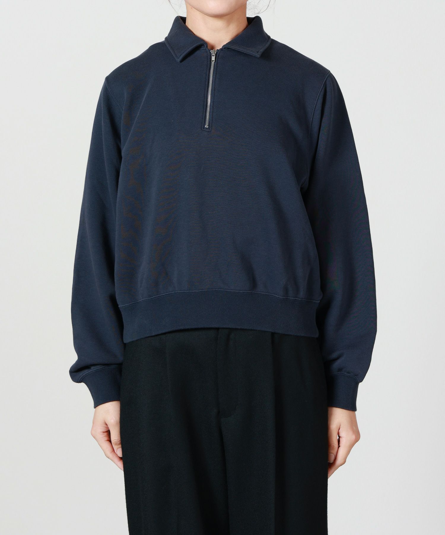 PHEENY(フィーニー)】 Athleisure Half-Zip Collared Pullover